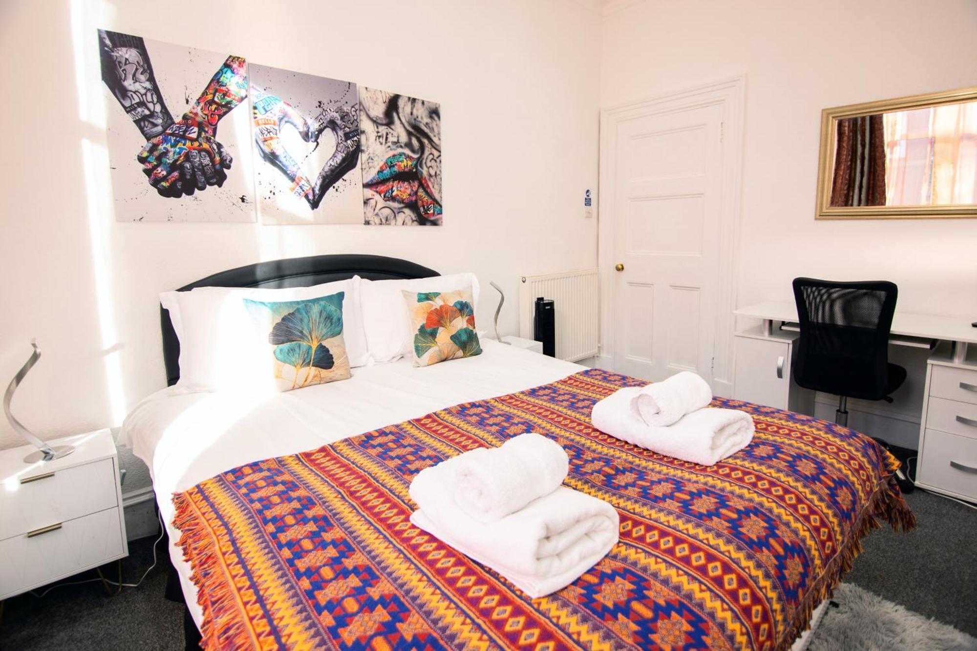 The Summit West End- Elegant Apartment With Free Parking In Prime Location Aberdeen Exterior photo